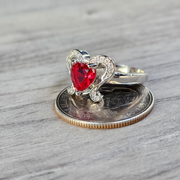 New 925 Sterling Silver Ruby Heart White Topaz Angel Wings Size 6.5 Ladies Ring - Picture 4 of 10